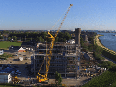 120-tons rupsvakwerkkraan - Liebherr LR 1100